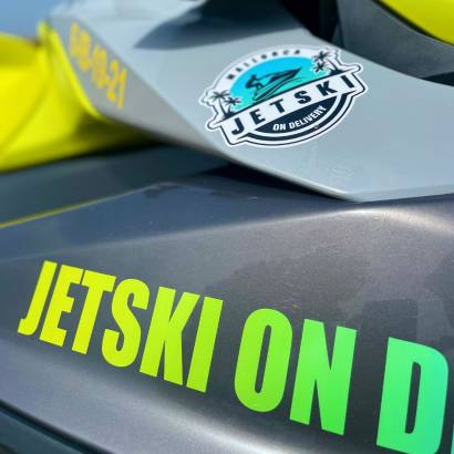 Pegatina de Jetski on Delivery en la moto de agua